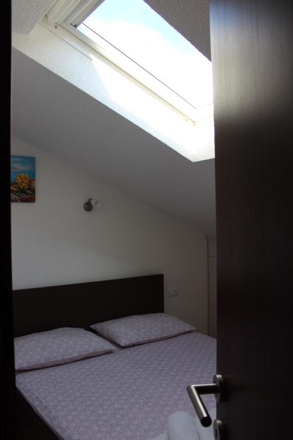Sara Apartments Makarska Bagian luar foto
